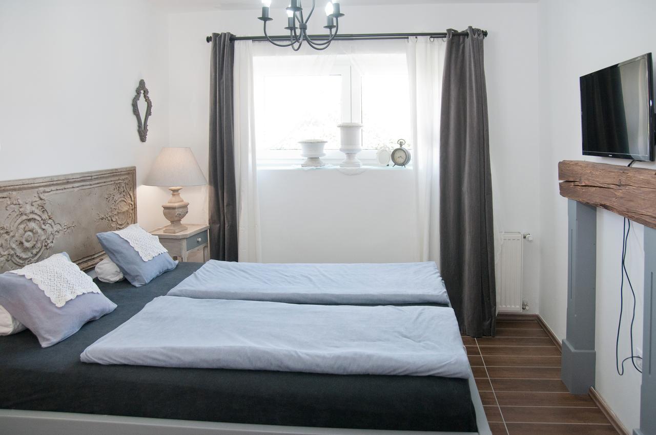 Anita Home Gyenesdiás Buitenkant foto